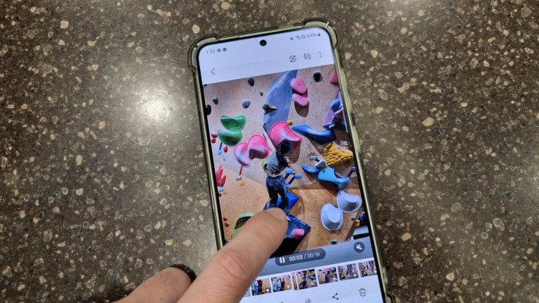 Climbing in Seoul with advanced movement analysis