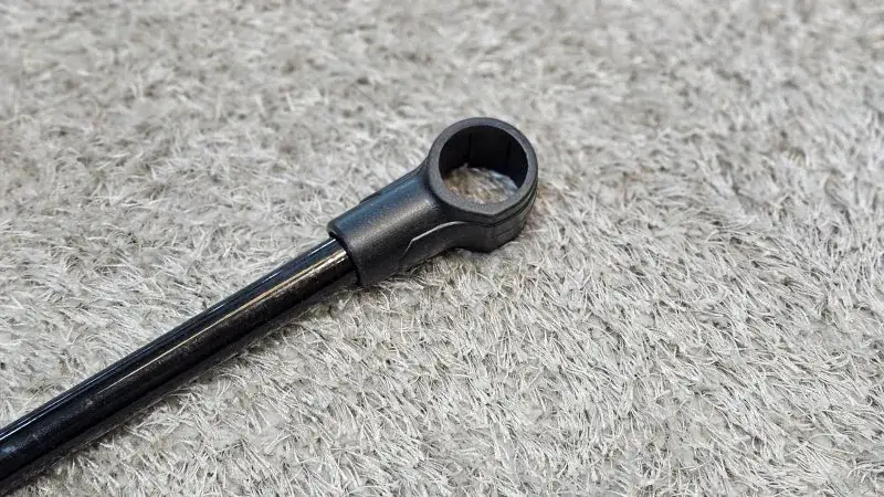 Design and build quality - Clipstick Review: Ddakgeolrim 2, a Budget Korean Stick