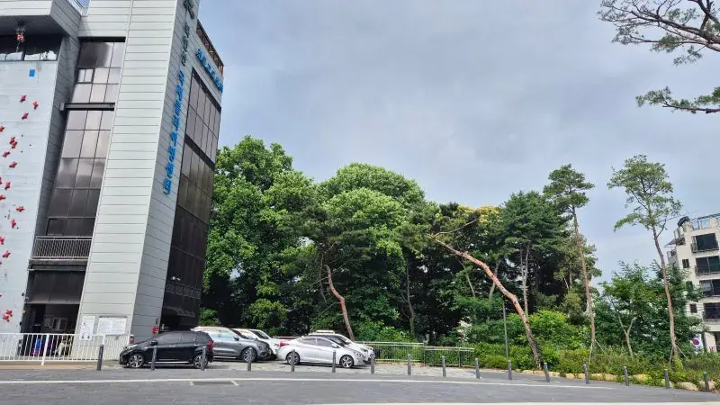 Where to park and how to get there - Bukhansan Climbing Center Seoul: Fees, Hours, Parking